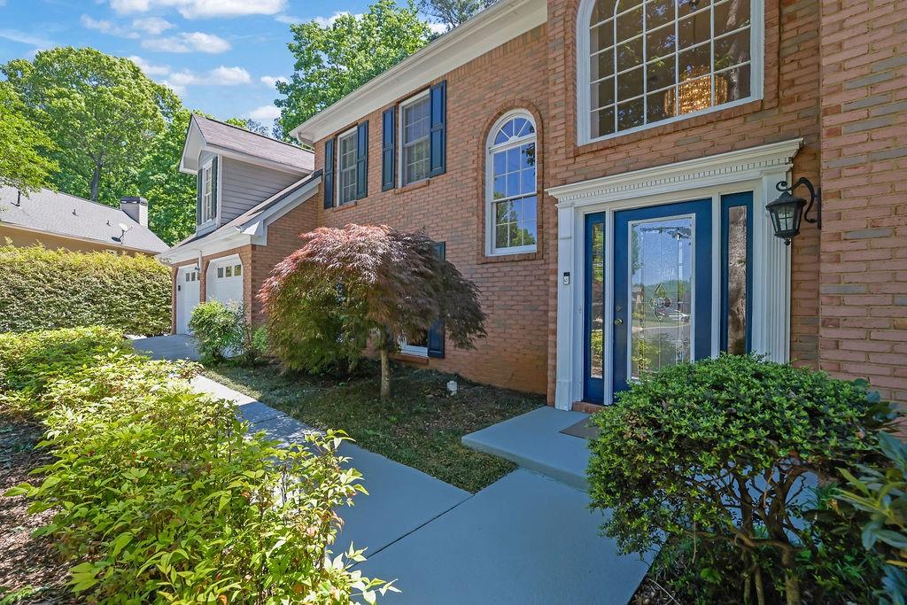 4616 Astible Circle NW