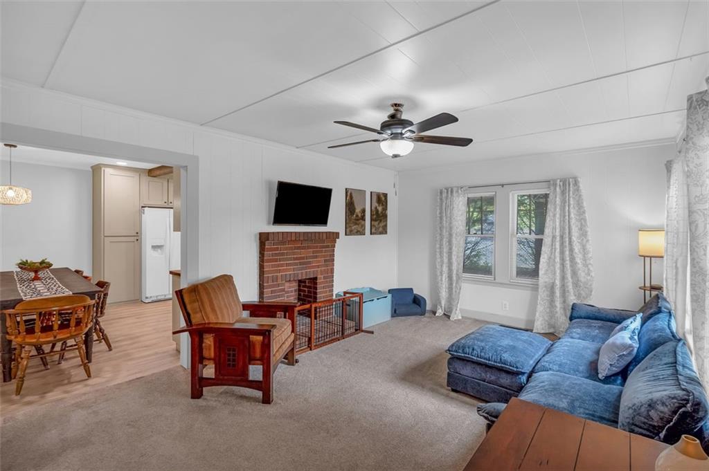 210 MCCANLESS Street