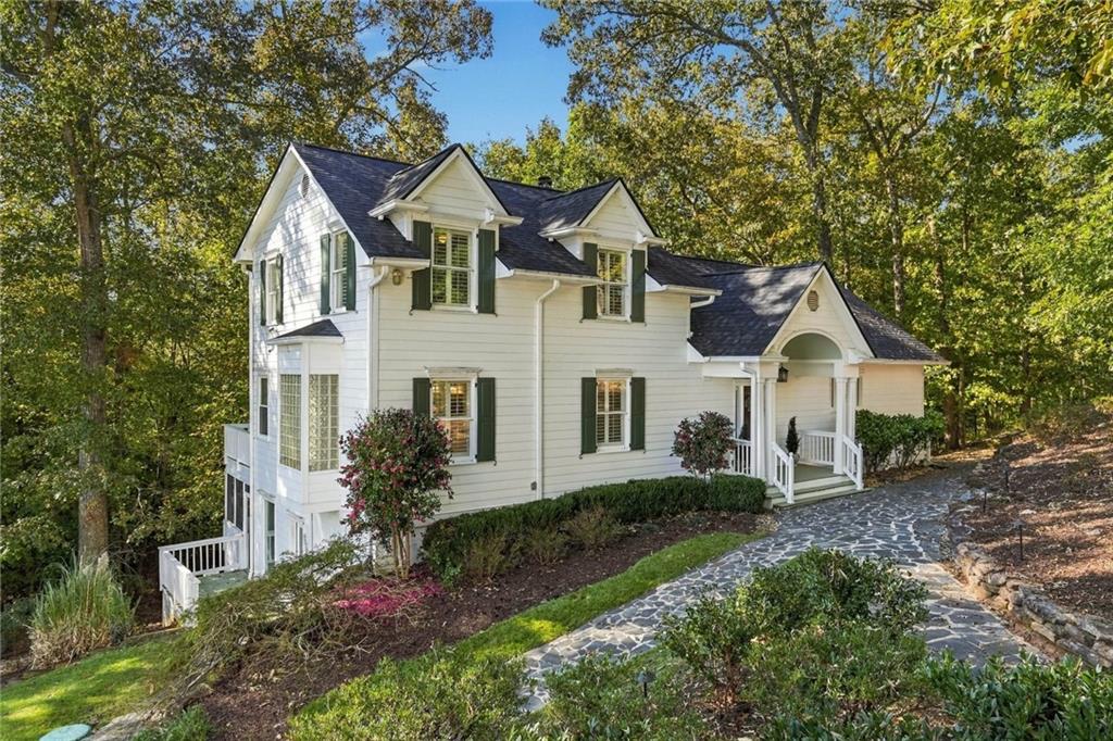 380 Fredricks Cove