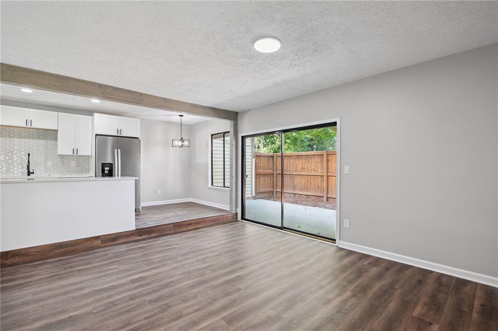 3193 Nectarine Circle