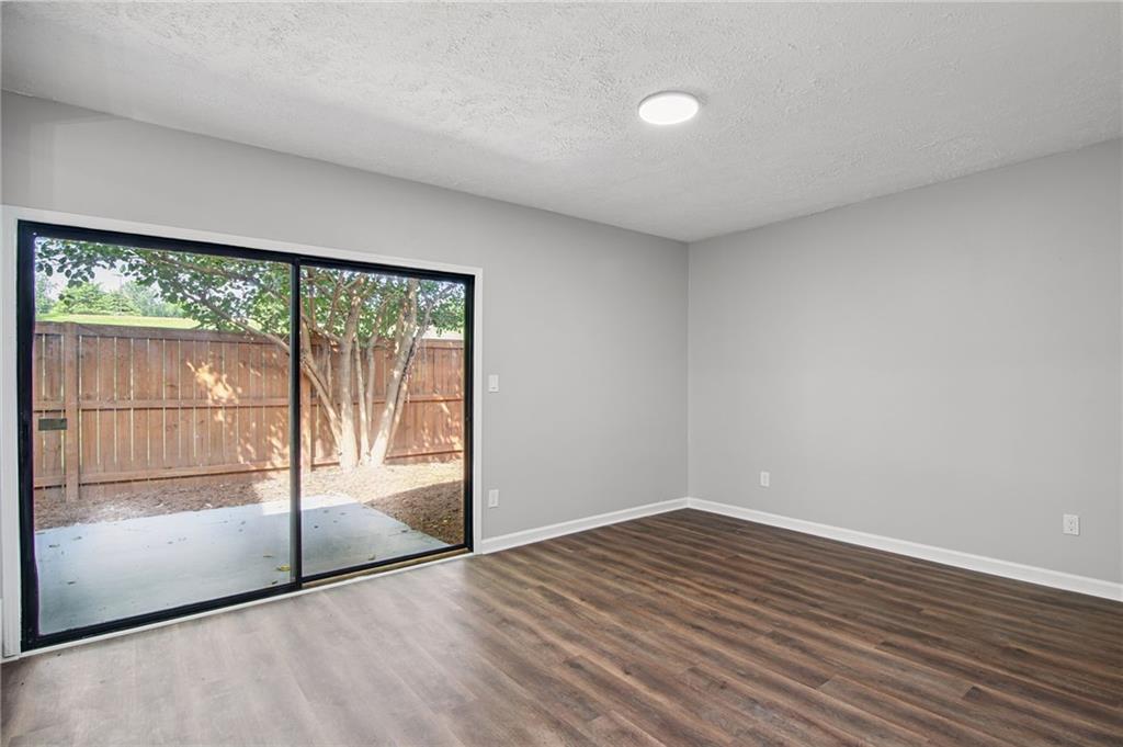3193 Nectarine Circle