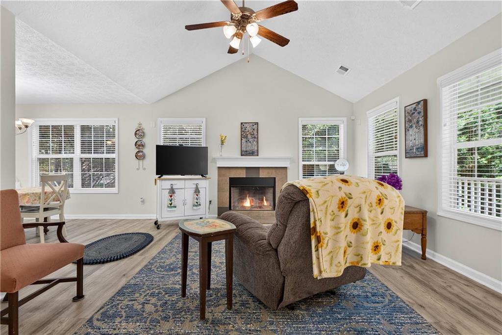2287 Turtle Cove Throughway