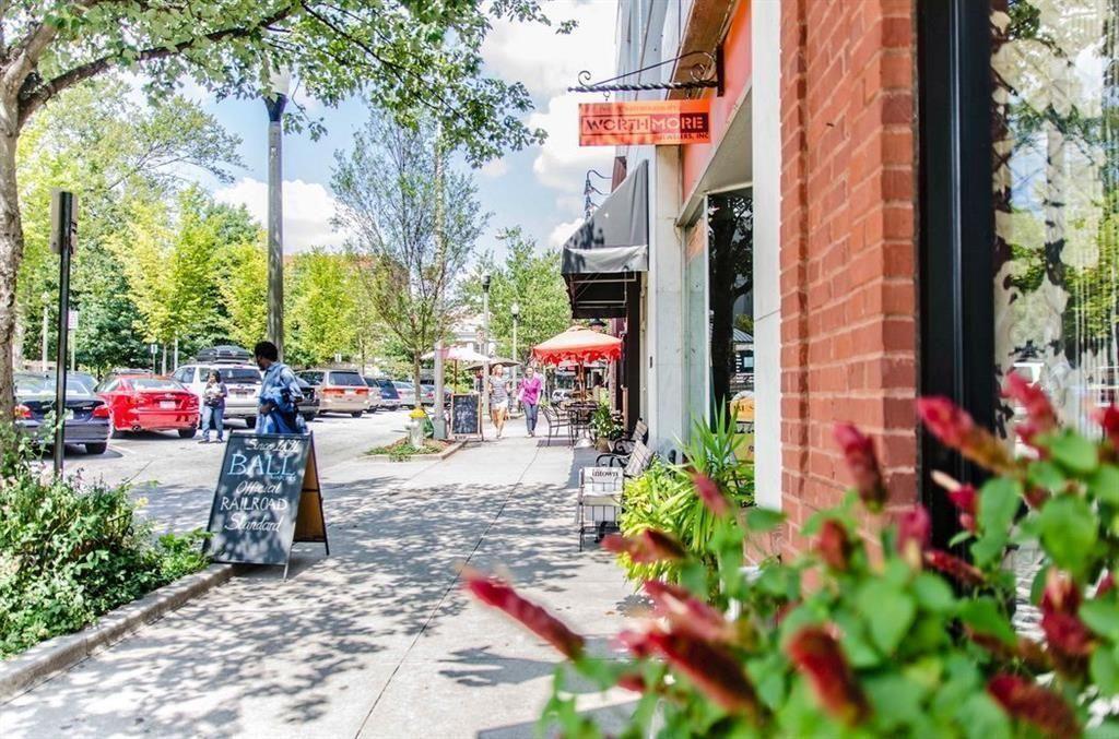 332 Lockwood Terrace