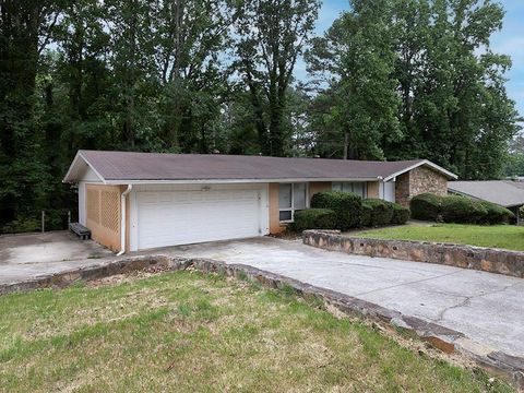4135 Sunrise Trail Atlanta GA 30349