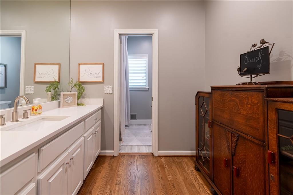 622 Goldpoint Trace, Woodstock, Georgia image 15