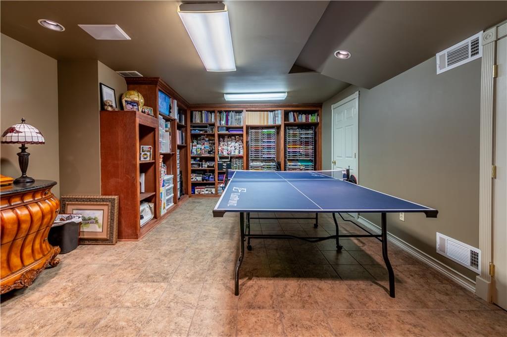 622 Goldpoint Trace, Woodstock, Georgia image 35