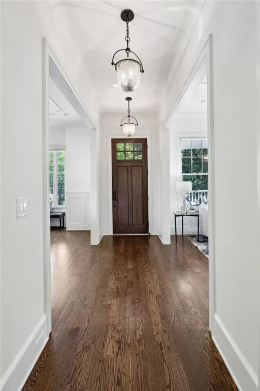 Atlanta, Georgia 30305, United States, 5 Bedrooms Bedrooms, ,5 BathroomsBathrooms,Residential,Pending,113736