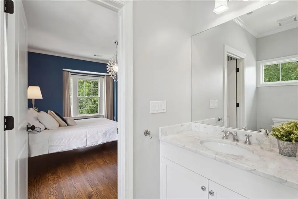 Atlanta, Georgia 30305, United States, 5 Bedrooms Bedrooms, ,5 BathroomsBathrooms,Residential,Pending,113736