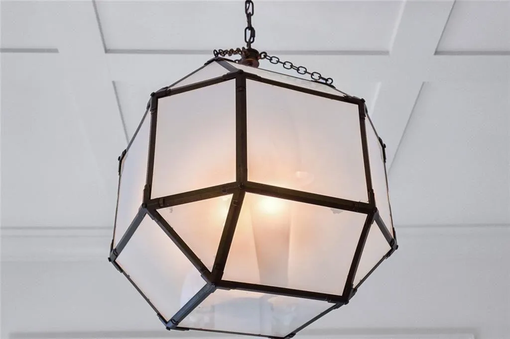 Atlanta, Georgia 30305, United States, 5 Bedrooms Bedrooms, ,5 BathroomsBathrooms,Residential,Pending,113736