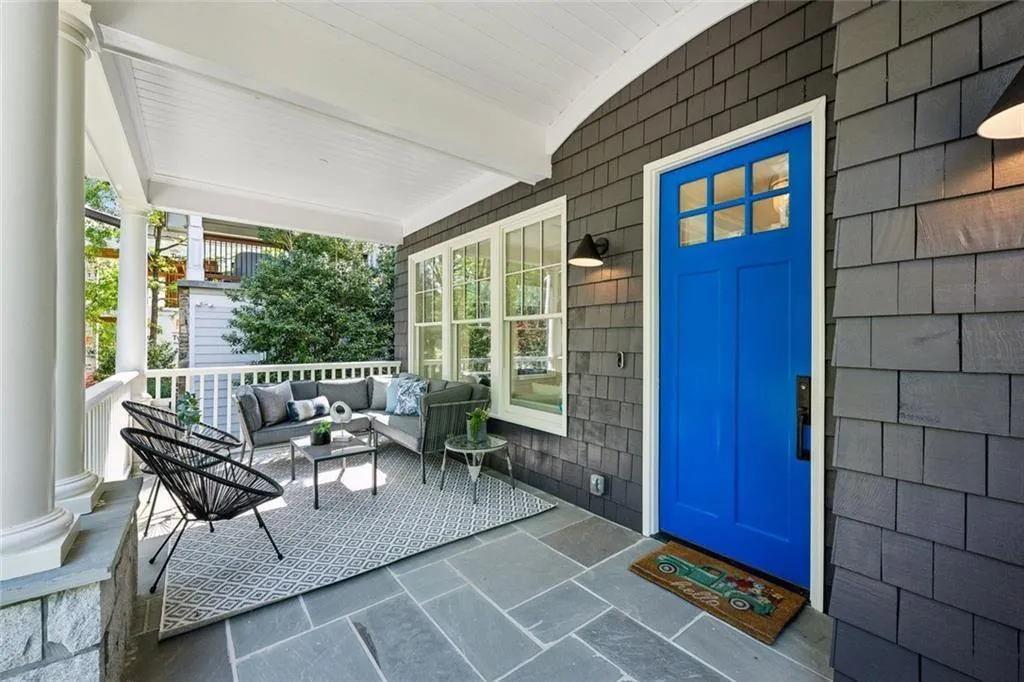 Atlanta, Georgia 30305, United States, 5 Bedrooms Bedrooms, ,5 BathroomsBathrooms,Residential,Pending,113736