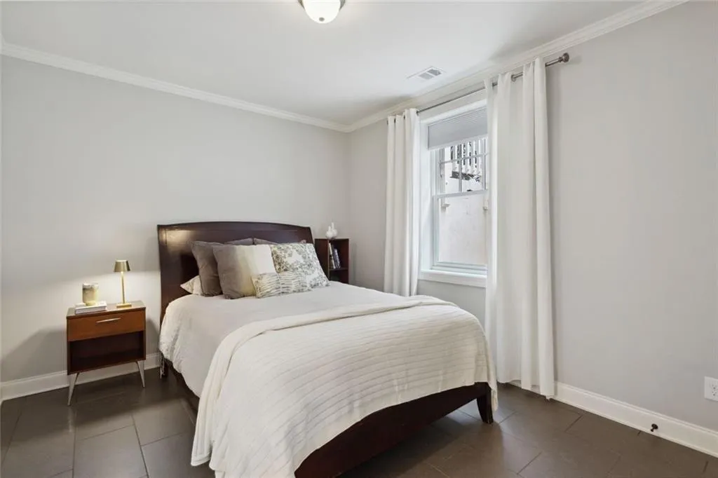 Atlanta, Georgia 30305, United States, 5 Bedrooms Bedrooms, ,5 BathroomsBathrooms,Residential,Pending,113736