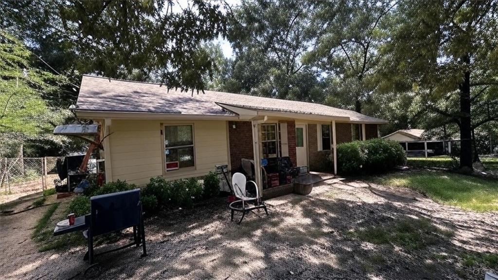 Looking for a new investment project or first time buyer wanting to put your own touches on a home? This home will be a great opportunity. 3 bedrooms 2 full baths needs a little TLC to be a long term rental or great project for first time buyer. Schedule a tour to view in person.