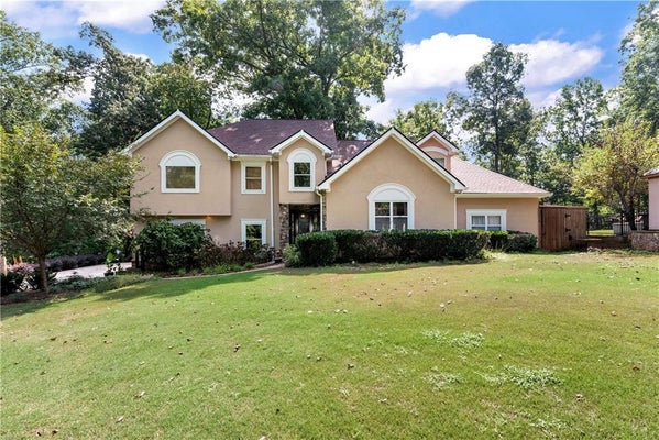 6319 LAKEVIEW DR, BUFORD, GA 30518 - Image 6ab6bccdcd2cac8f31de3e457dff17b4/178275171