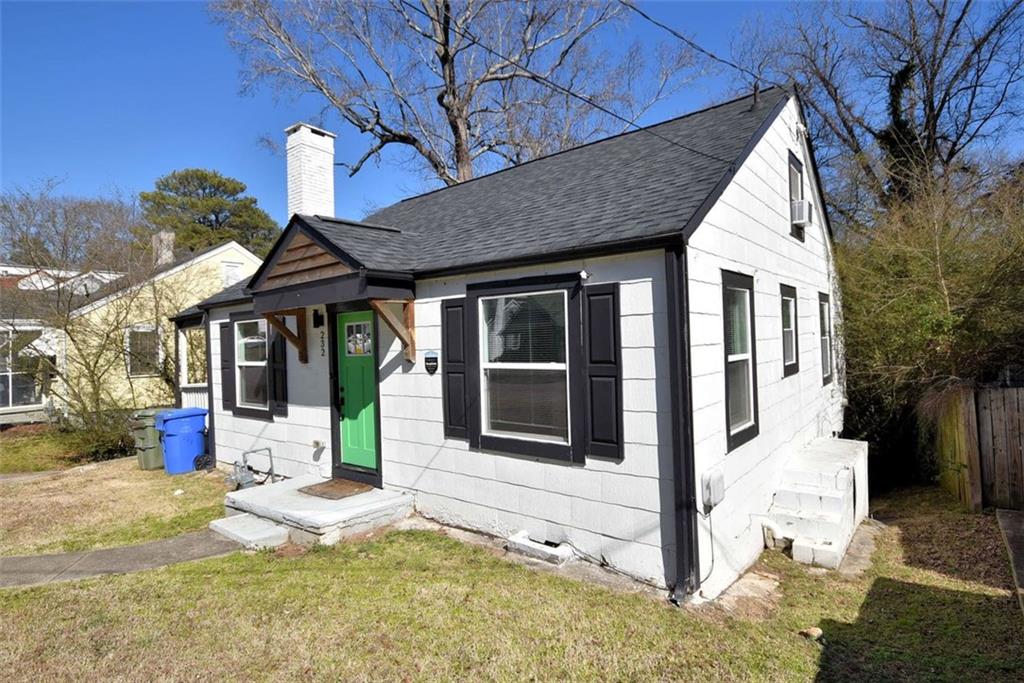 232 Mathewson Place SW