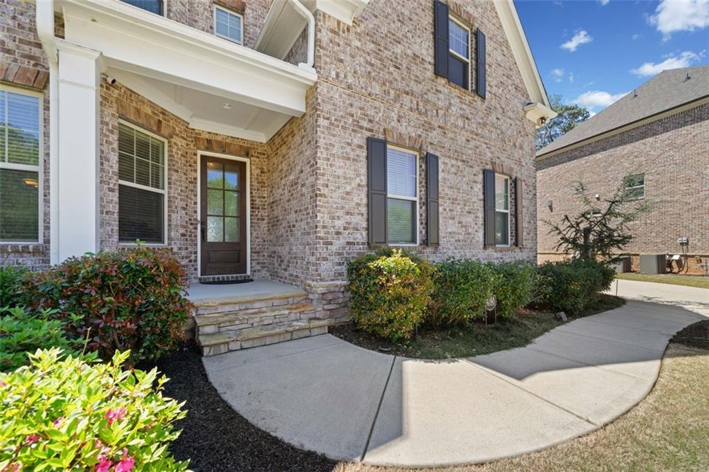 6090 Pennant Lane, Suwanee, Georgia image 4