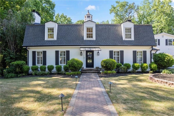 4610 ORKNEY LN SW, ATLANTA, GA 30331 - Image 6ac04d431bdb006ebcb4177f0a9d5e45/3905366429
