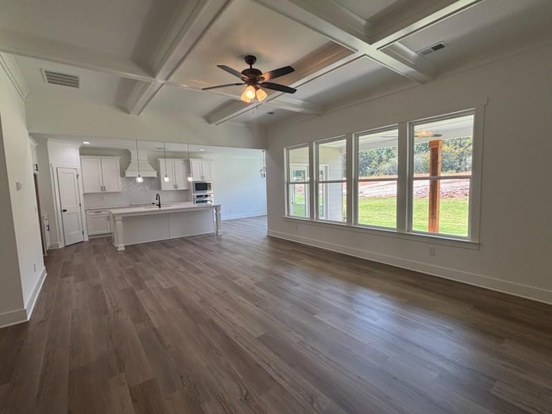1297 PJ East Road
