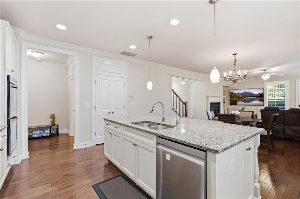 7565 Scarlet Drive