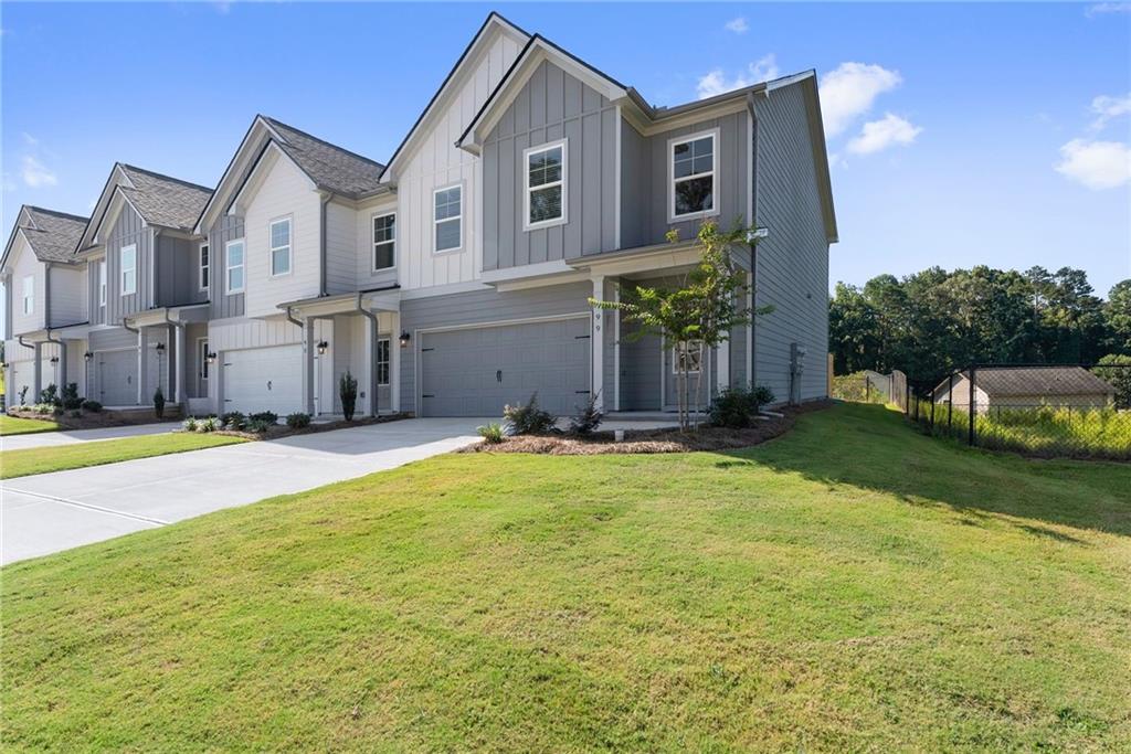 99 Maple Trail