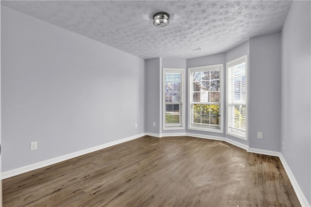 3095 Dunlin Lake Way