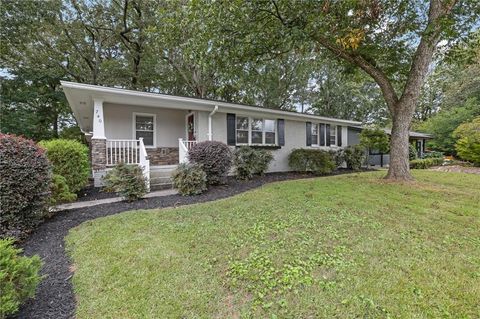 Photo of 740 Powder Springs Street SE, Smyrna, GA 30080 (MLS # 7646500)