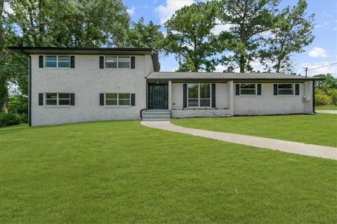 2824 Tralyn Court Decatur GA 30034