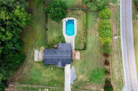 A home in Calhoun