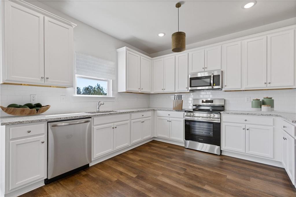 688 Shoals Trail
