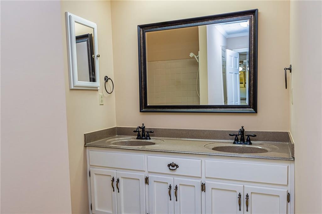 Photo 46 of 120 of 13819 Woolsey Road house