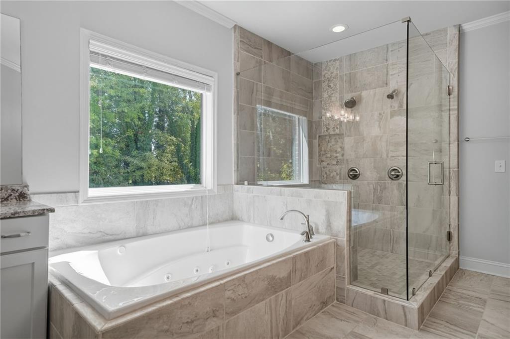 810 Eagle Crosssing Drive