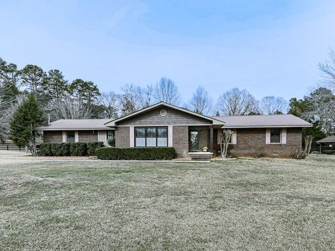 257 Iracille Lane NE Calhoun GA 30701