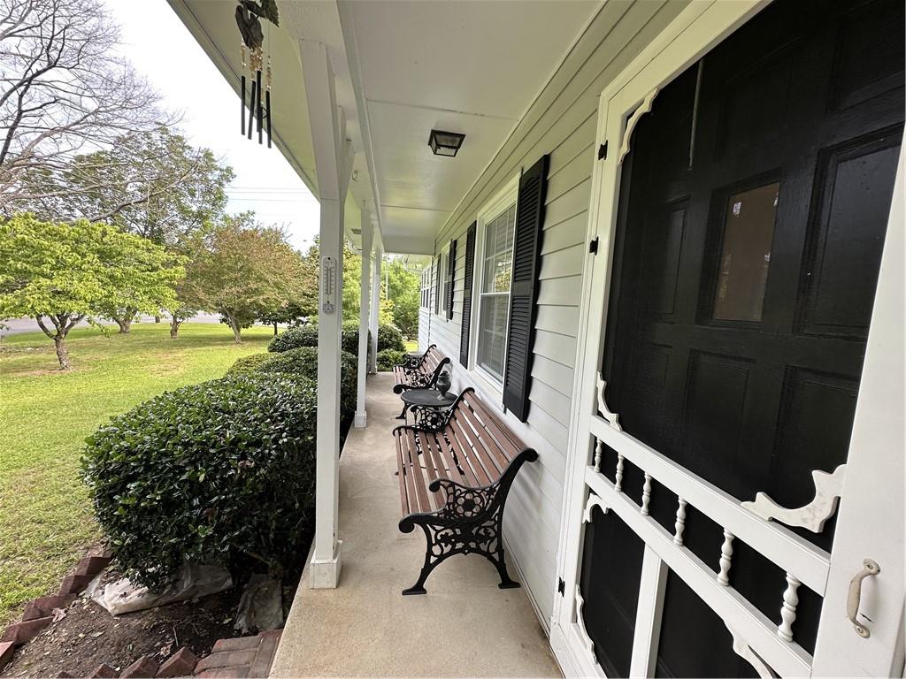 1610 Sprayberry Drive