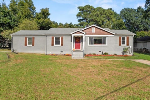 Homes For Sale - 1563 Cloverdale Drive<br/> Marietta, GA 30067