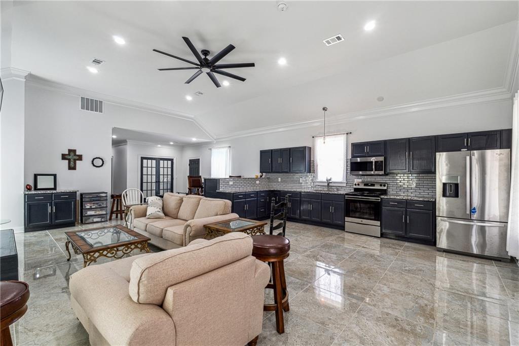 5577 Waterwood Drive, Gainesville, Georgia image 6