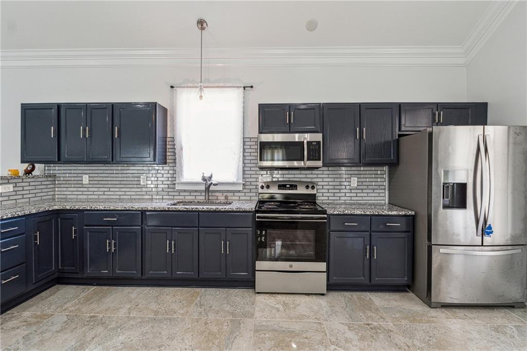 5577 Waterwood Drive, Gainesville, Georgia image 4