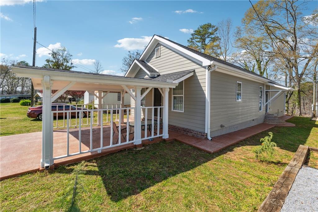 5577 Waterwood Drive, Gainesville, Georgia image 2