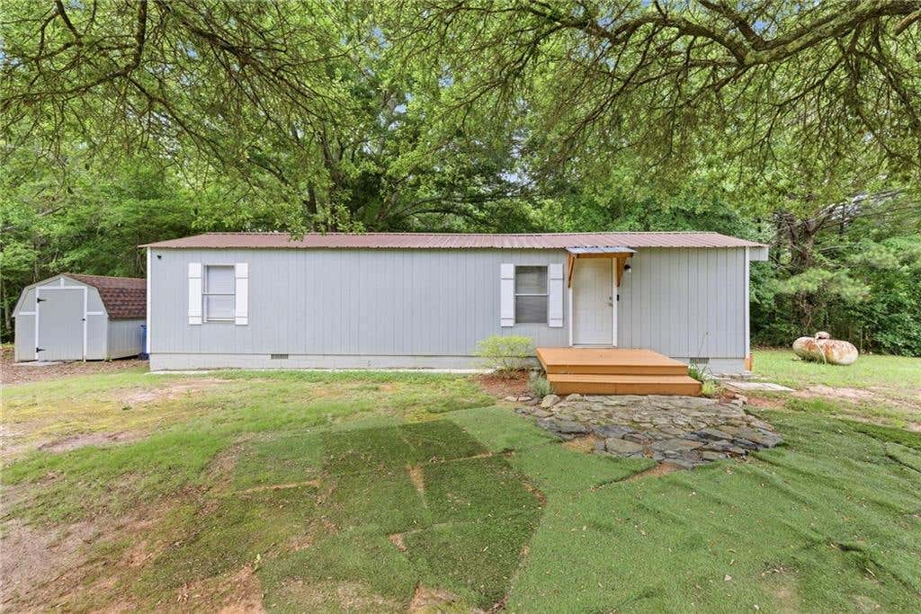 Photo of 1386 Etheridge Drive, Auburn, GA 30011 (MLS # 7786074)