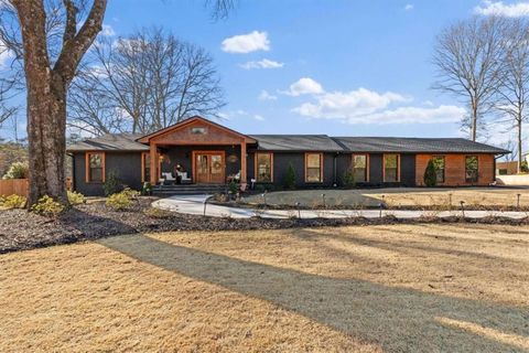 Homes For Sale - 109 Briarwood Drive<br/> Carroll County, Carrollton, GA 30117