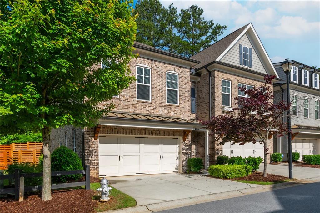 2021 Towneship Trail, Roswell, Georgia image 4
