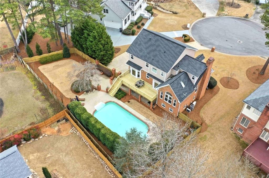 317 Covered Bridge Place SW