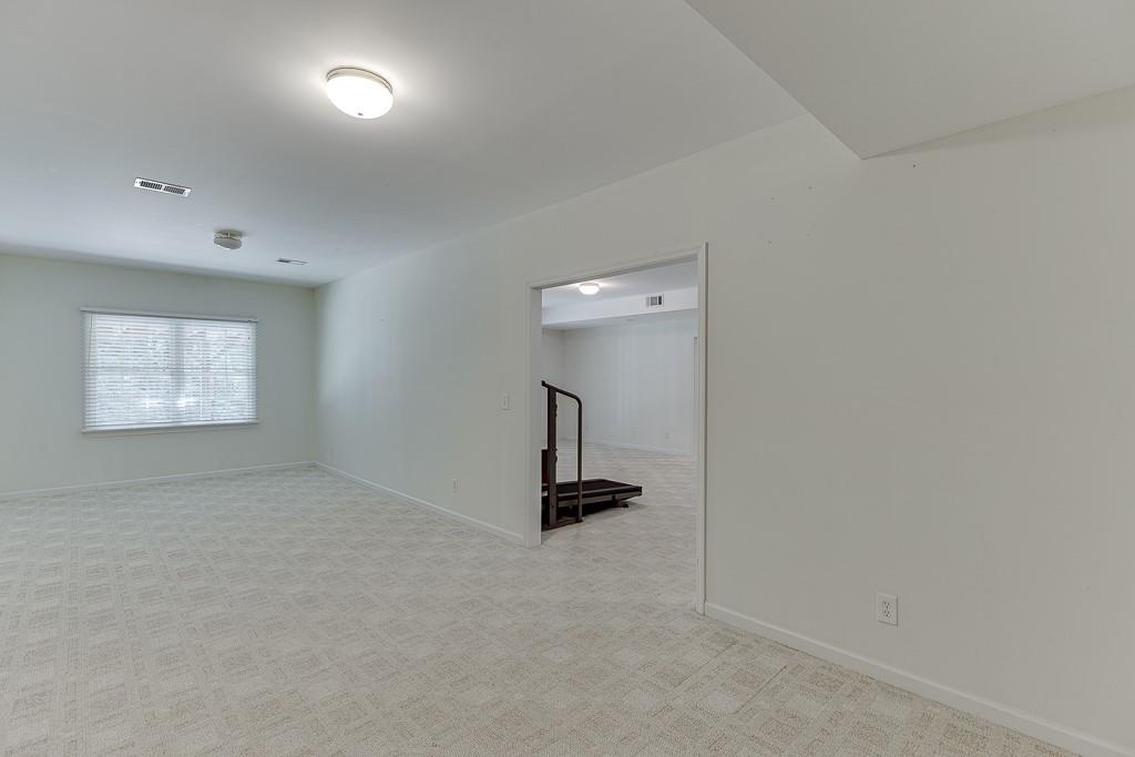 4530 Bogan Gates Drive, Buford, Georgia image 30