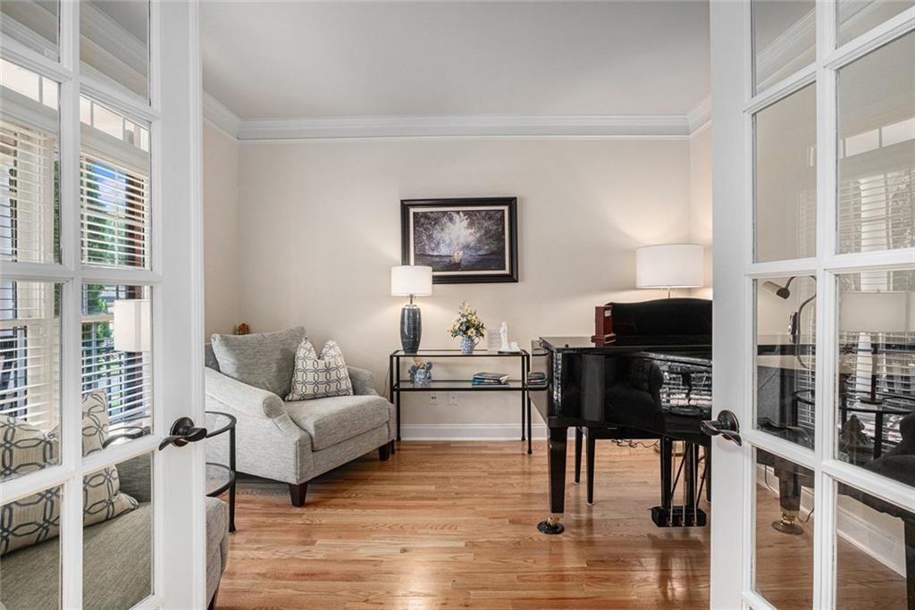 351 Prestbury Court