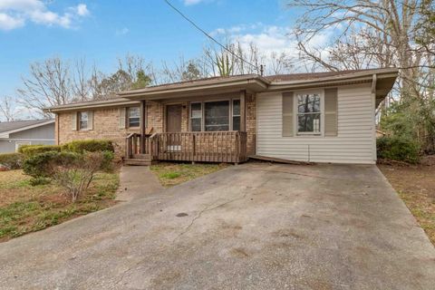 Homes For Sale - 6405 Kensington Court<br/> Austell, GA 30106