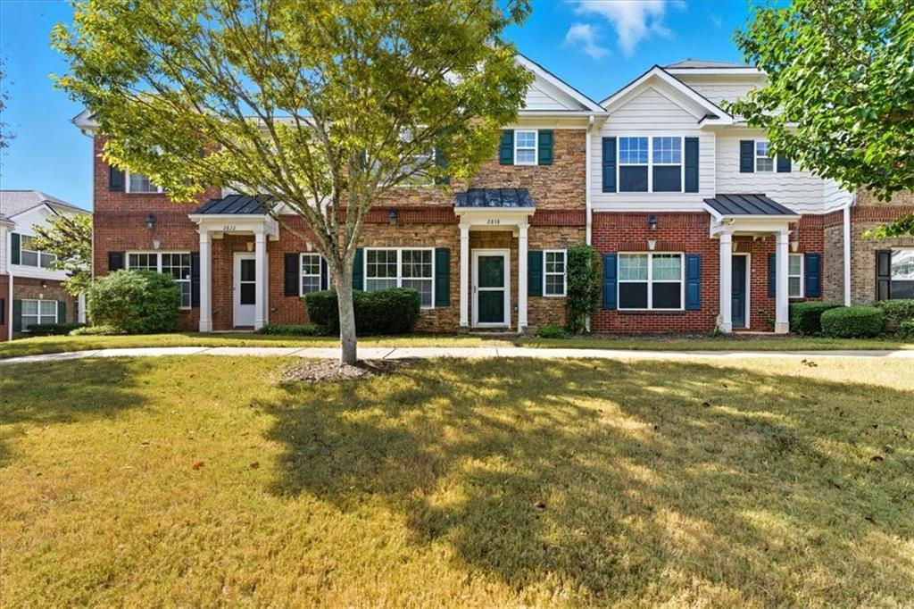 2818 Village Trace
