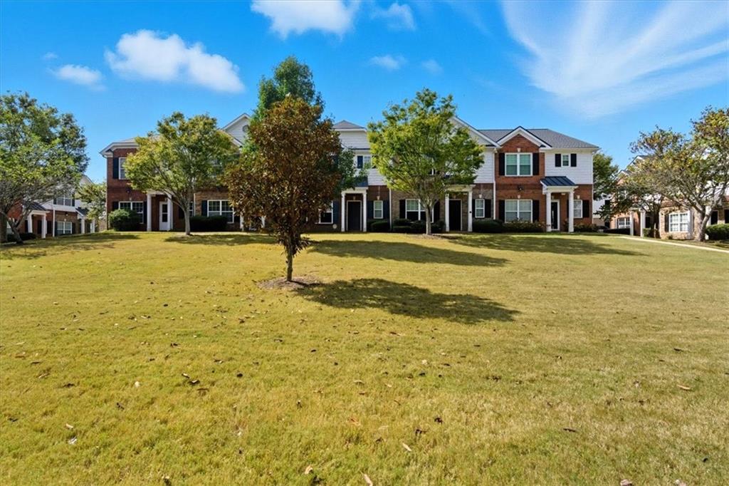 2818 Village Trace