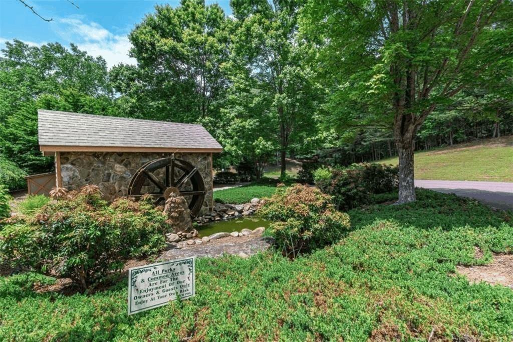 Mountain Creek Hollow - Land