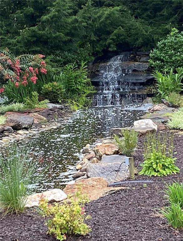 Mountain Creek Hollow - Land
