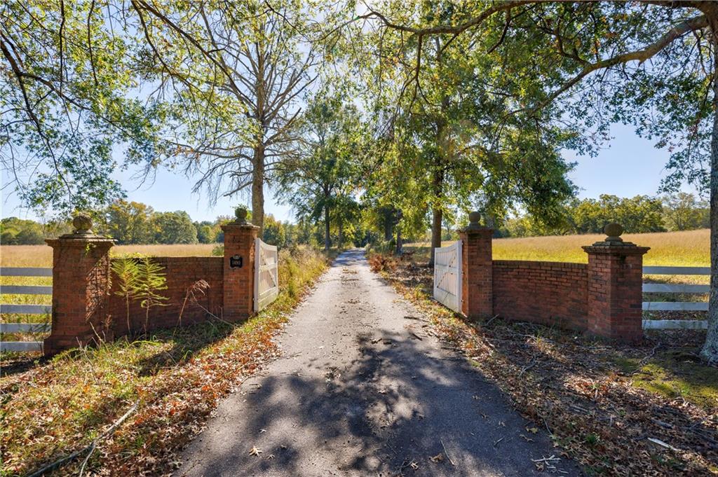 1490 Lee Peters Road