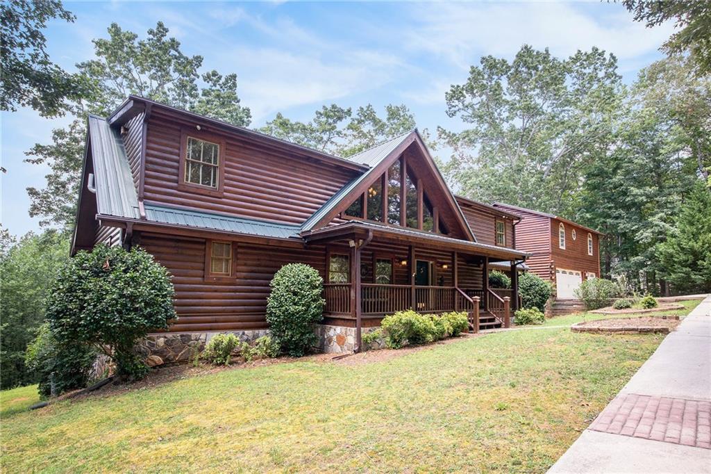 221 Laurel Circle
