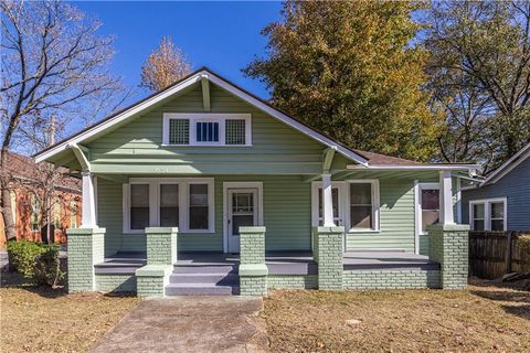 Homes For Sale - 1736 Williams Avenue<br/> East Point, GA 30344